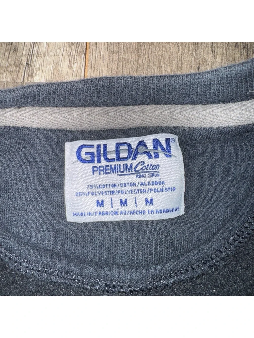 Crumbs & Whiskers Cat Graphic Sweatshirt Gildan Medium Navy Crewneck